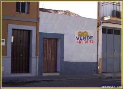 CASA-SOLAR EN  LA ZONA DE LOS BARROS
