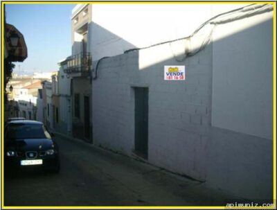 SOLAR URBANO CERCANO AL AYUNTAMIENTO