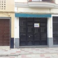 LOCAL BIEN SITUADO