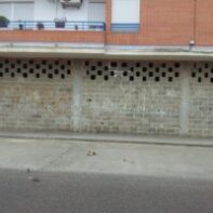 LOCAL EN VENTA A DOS CALLES