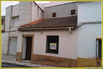 CASA EN VENTA SEMICENTRICA