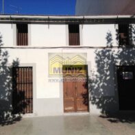 CASA VENTA EN LA AVENIDA DE LA CONSTITUCION