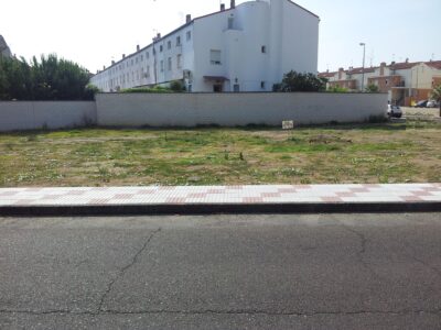 SOLARES EN VENTA EN EL PARQUE