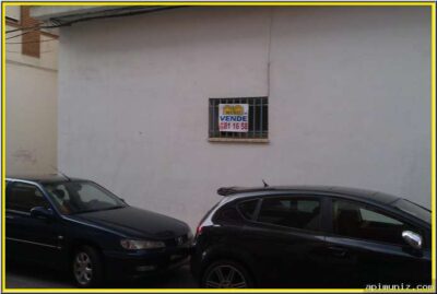 LOCAL DE ESQUINA EN VENTA