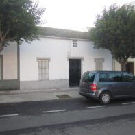 CASA HABITABLE EN VENTA