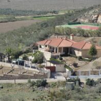 CHALET URBANO CON EXCELENTES CALIDADES