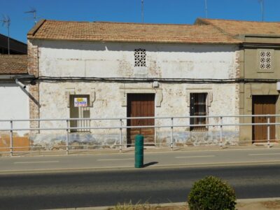 CASA PARA REFORMAR EN VENTA