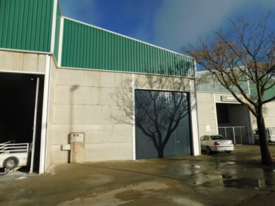NAVE INDUSTRIAL EN EL POLIGONO SAN ISIDRO
