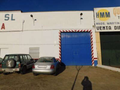NAVE INDUSTRIAL EN LA AVENIDA DE MADRID