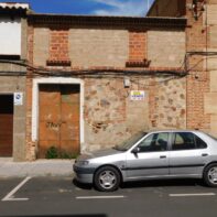 CASA-SOLAR CON BUENA SITUACION