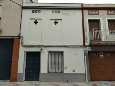 CASA BIEN SITUADA