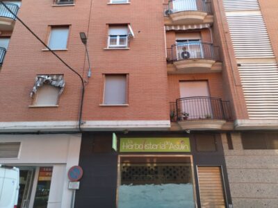 PISO AMUEBLADO EN VENTA