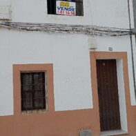 CASA EN VENTA EN NAVALVILLAR DE PELA