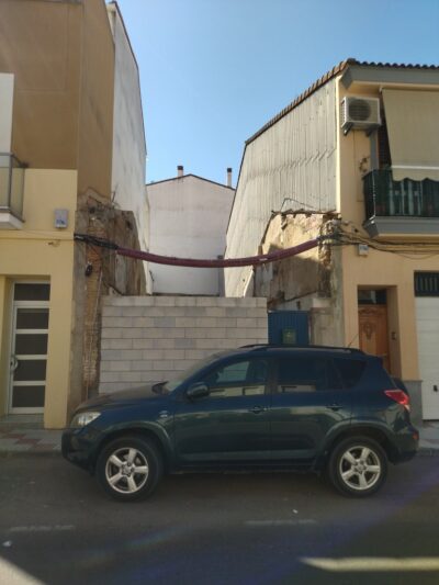 SOLAR URBANO SEMICENTRICO