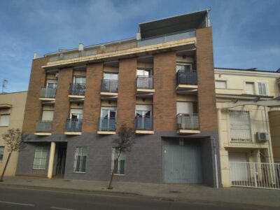 PISO EN VENTA CON PLAZA DE GARAJE