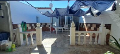 CASA EN HERNAN CORTES