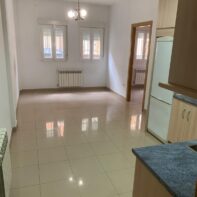 APARTAMENTO CON BUENAS CALIDADES EN EL CENTRO